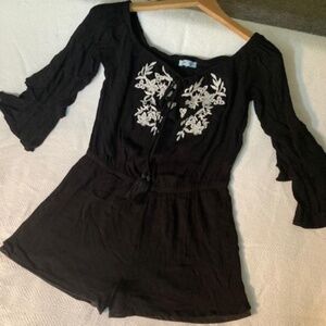Romper Black with bell sleeve